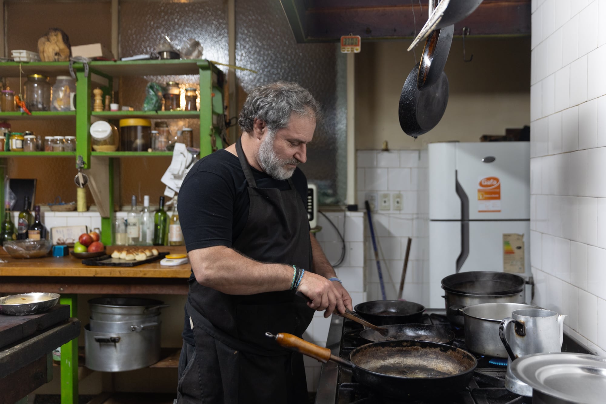 La cocina de la hostería Huechulaufquen.