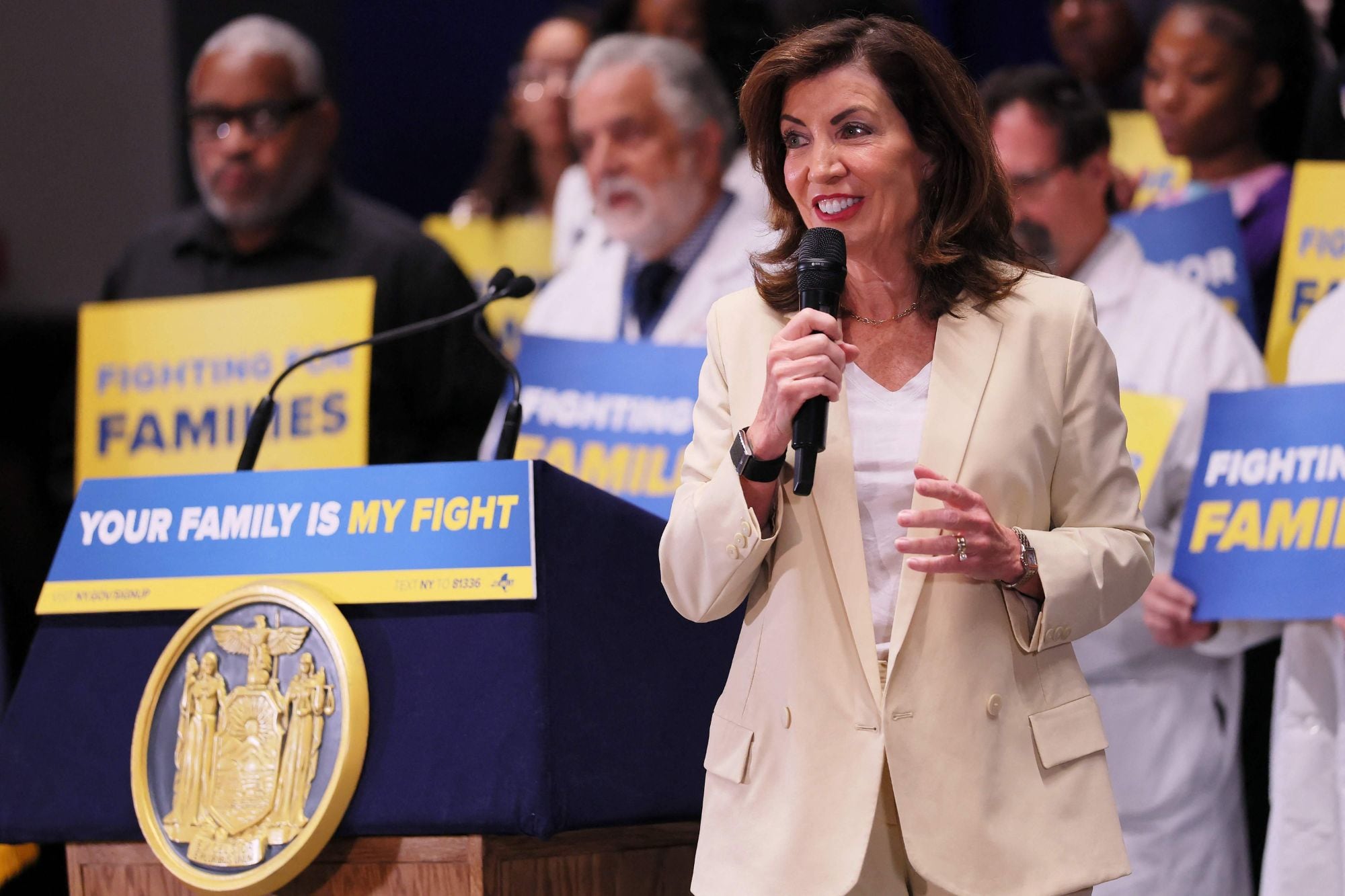 Oficial y confirmado: la ley firmada por Hochul que impacta en el “ferrocarril subterráneo” de Nueva York