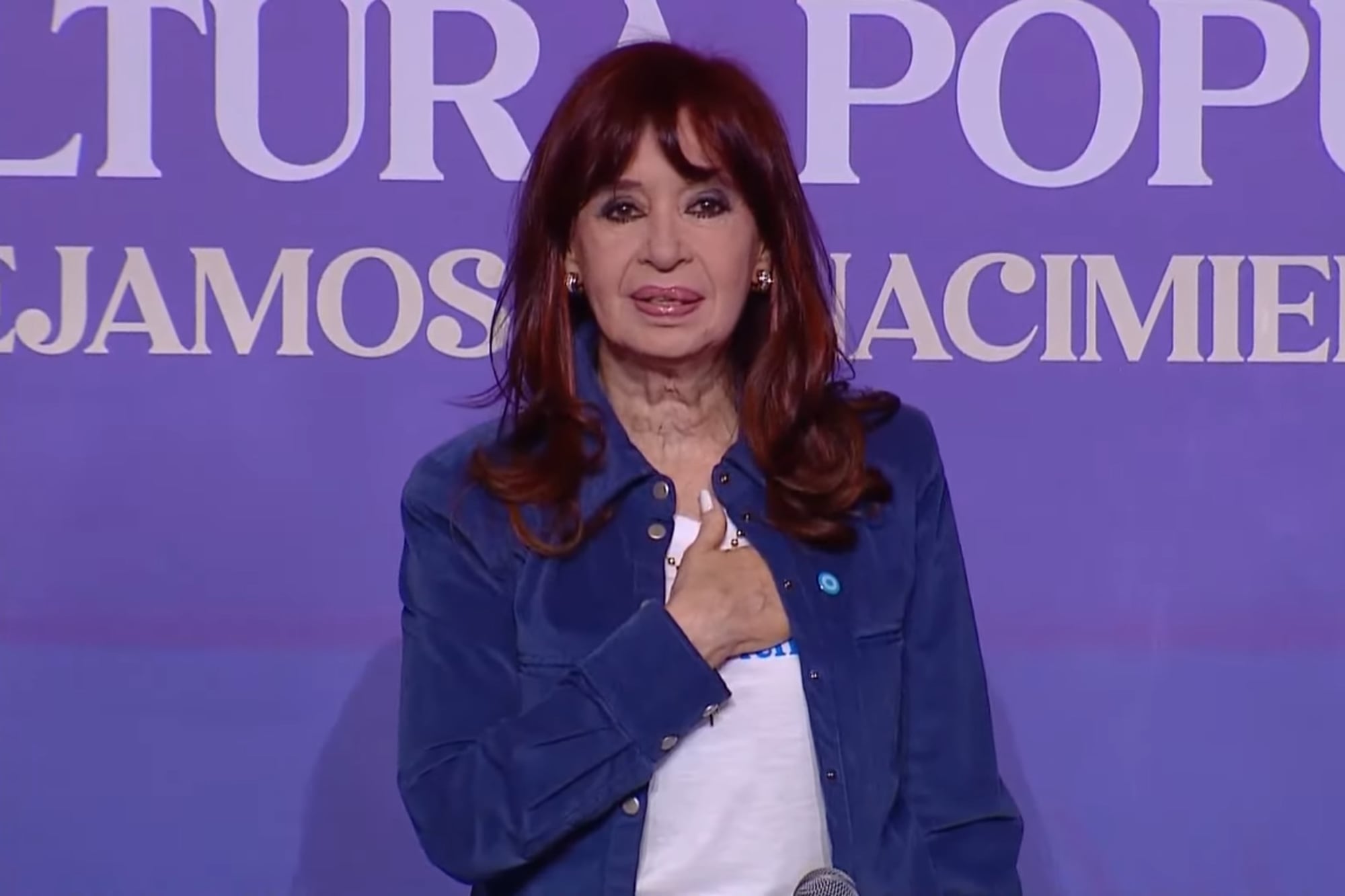 La ex presidenta Cristina Fernández de Kirchner durante el Encuentro de Cultura Popular en el Polo Cultural y Deportivo Saldías