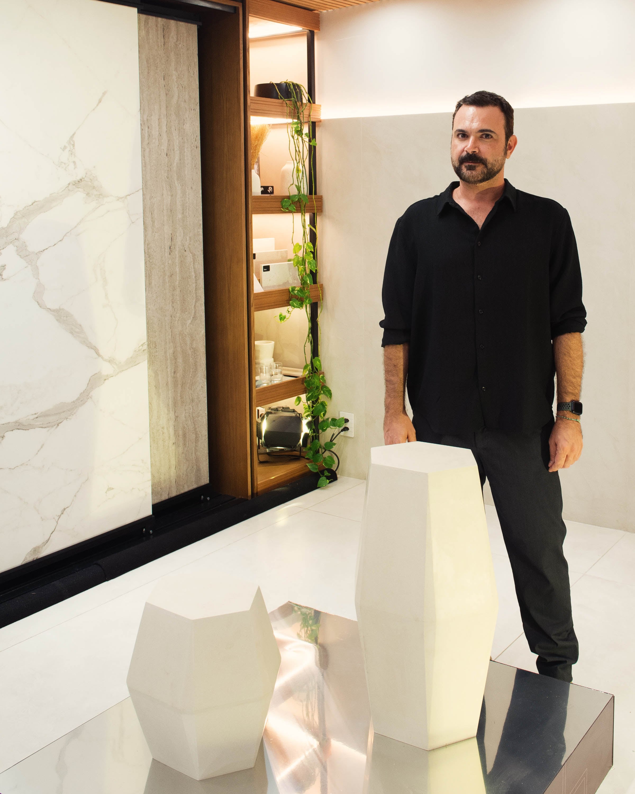 Jahara es una figura clave del diseño contemporáneo de Brasil.