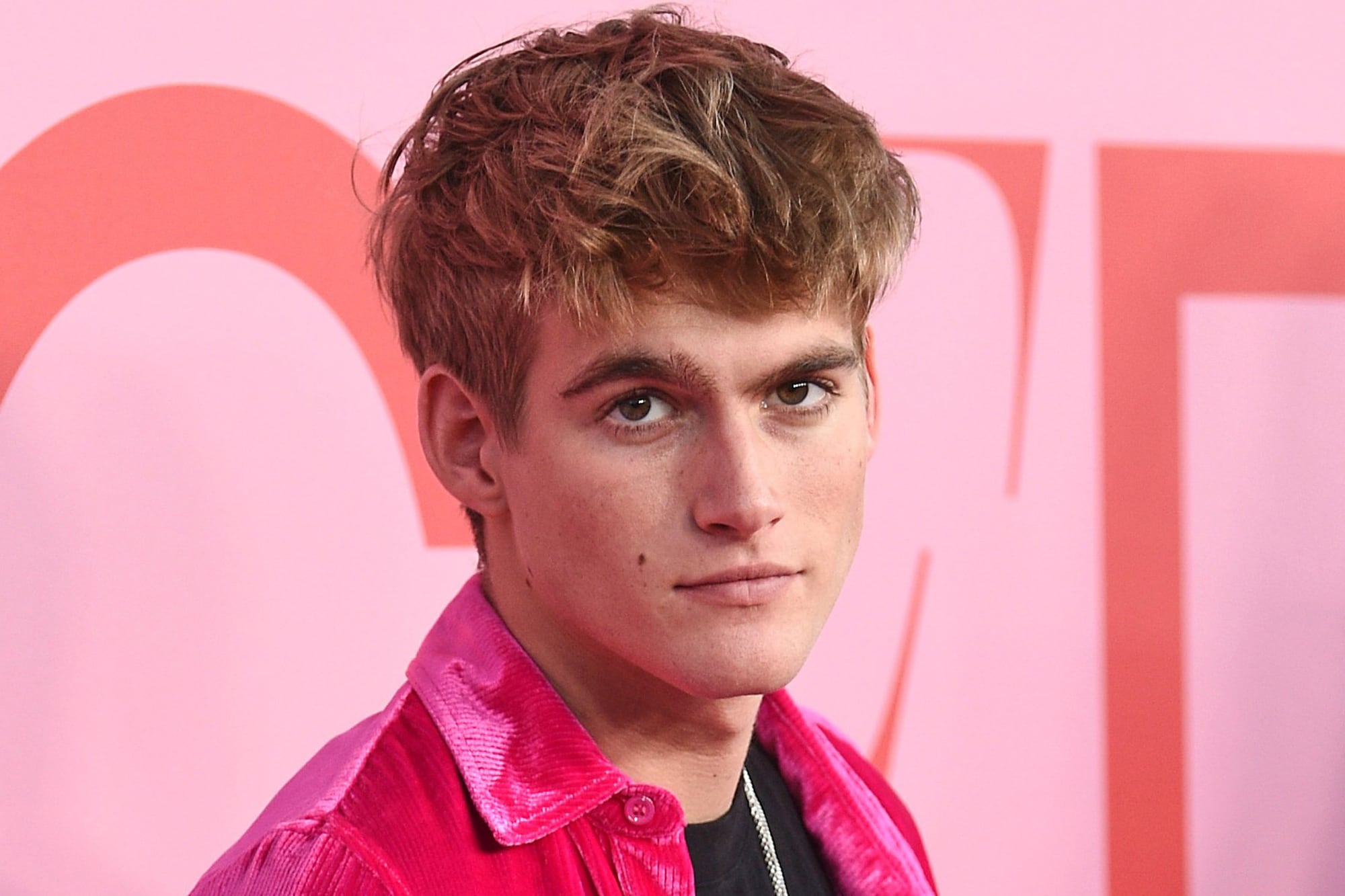 En los meses previos a su muerte, Presley Gerber había hablado públicamente sobre su lucha contra la depresión y las adicciones. El joven, que falleció el 20 de septiembre a los 27 años, compartía en sus redes sociales experiencias personales y detalles de los tratamientos a los que se había sometido