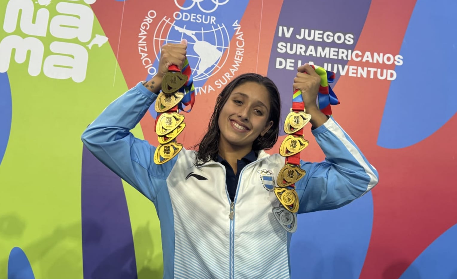 Agostina Hein sigue brillando en el agua: logró diez medallas en los Juegos Suramericanos de la Juventud