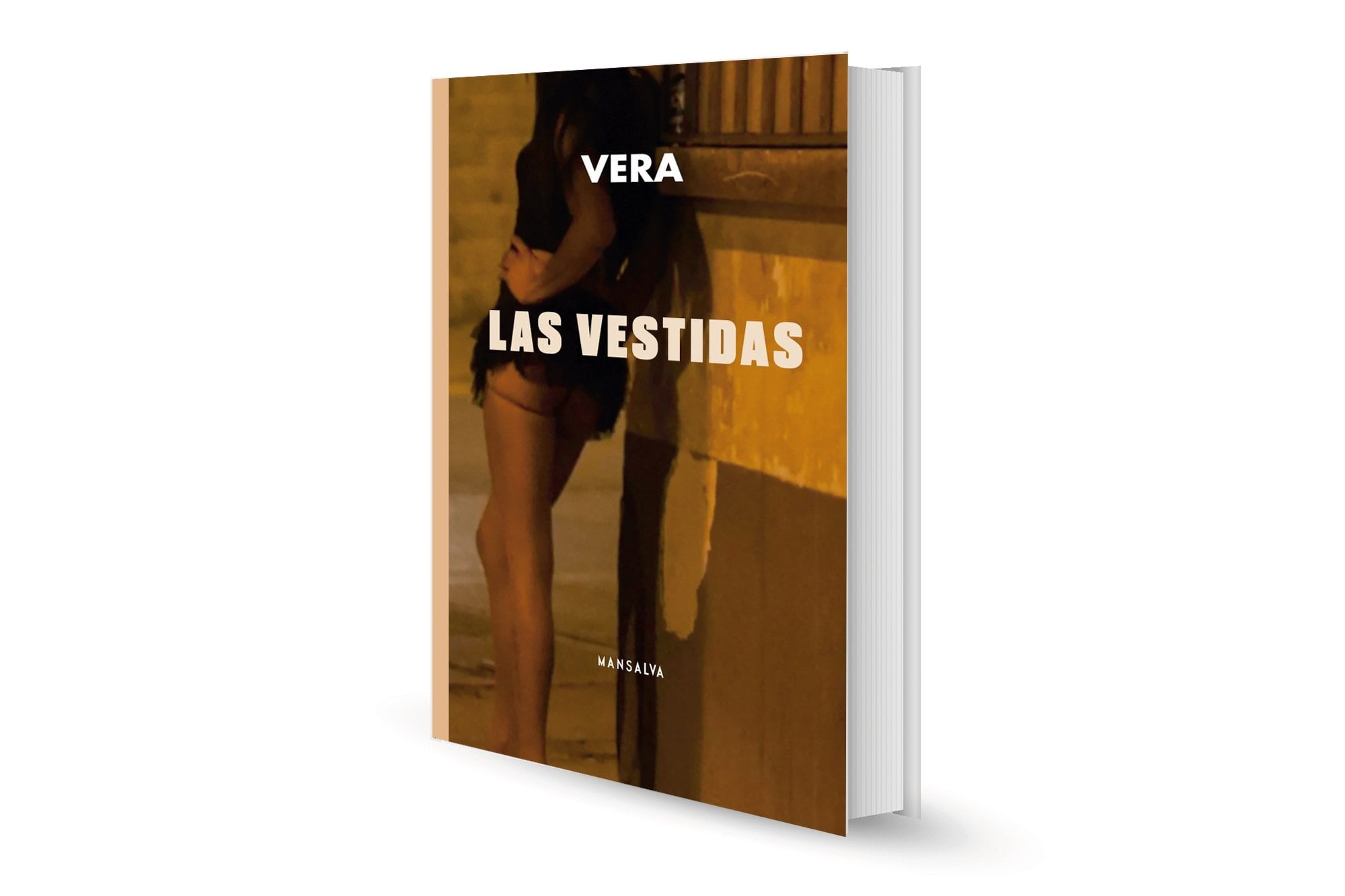 Reseña: Las vestidas, de Vera