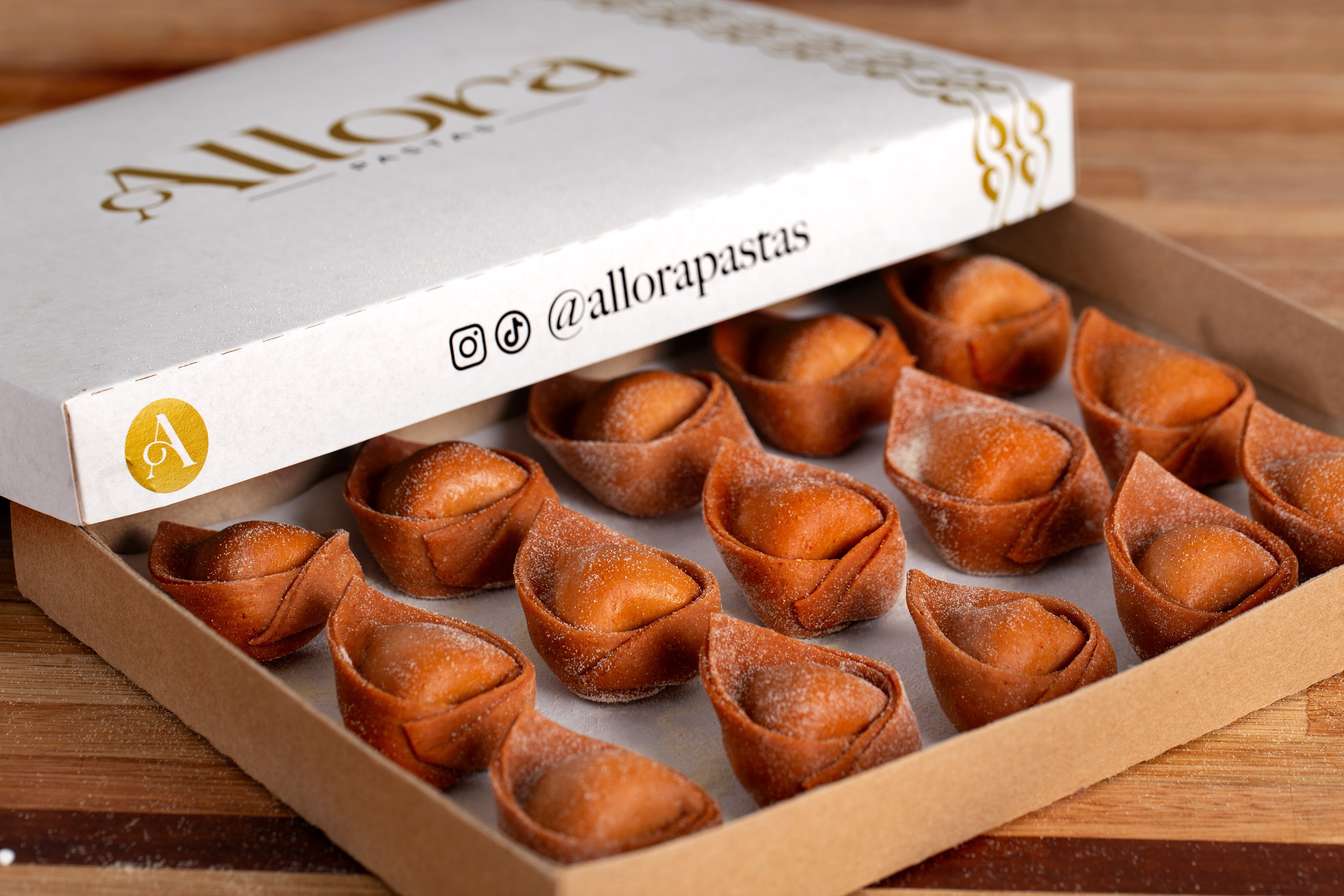 Allora cuenta con 13 variedades de pasta y todas se pueden comprar para llevar