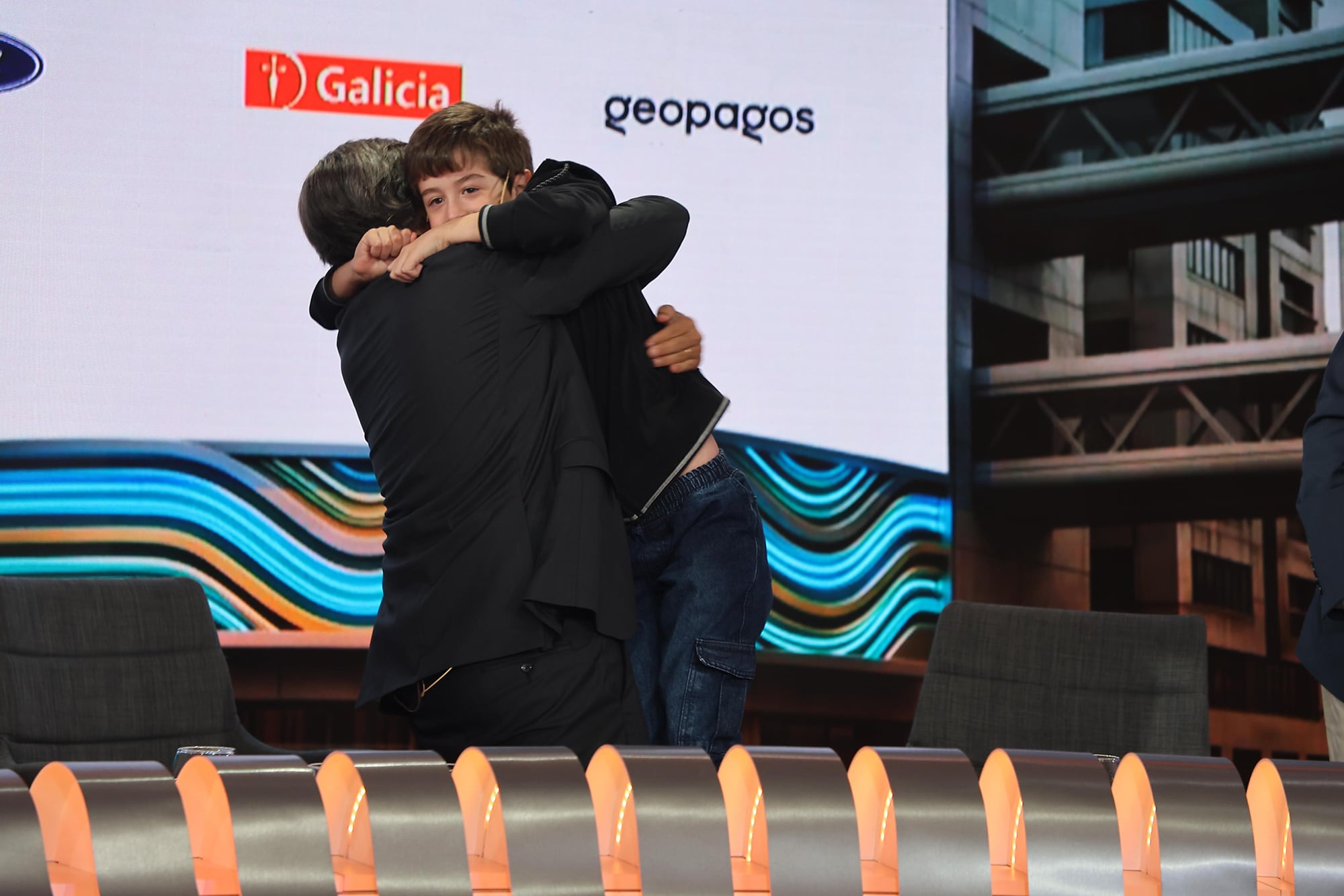 El abrazo final con Del Rio