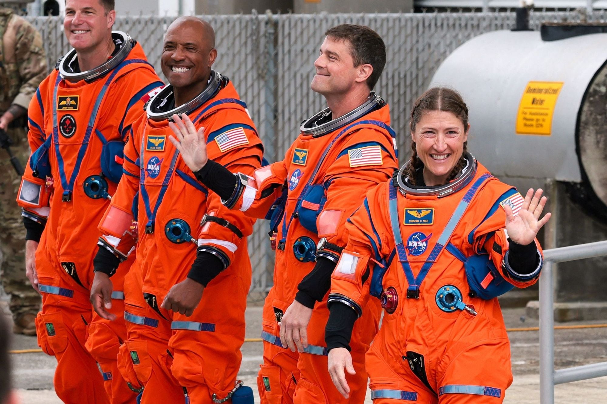 La tripulación viajará a mas de 6.400 kilómetros más allá de la Luna