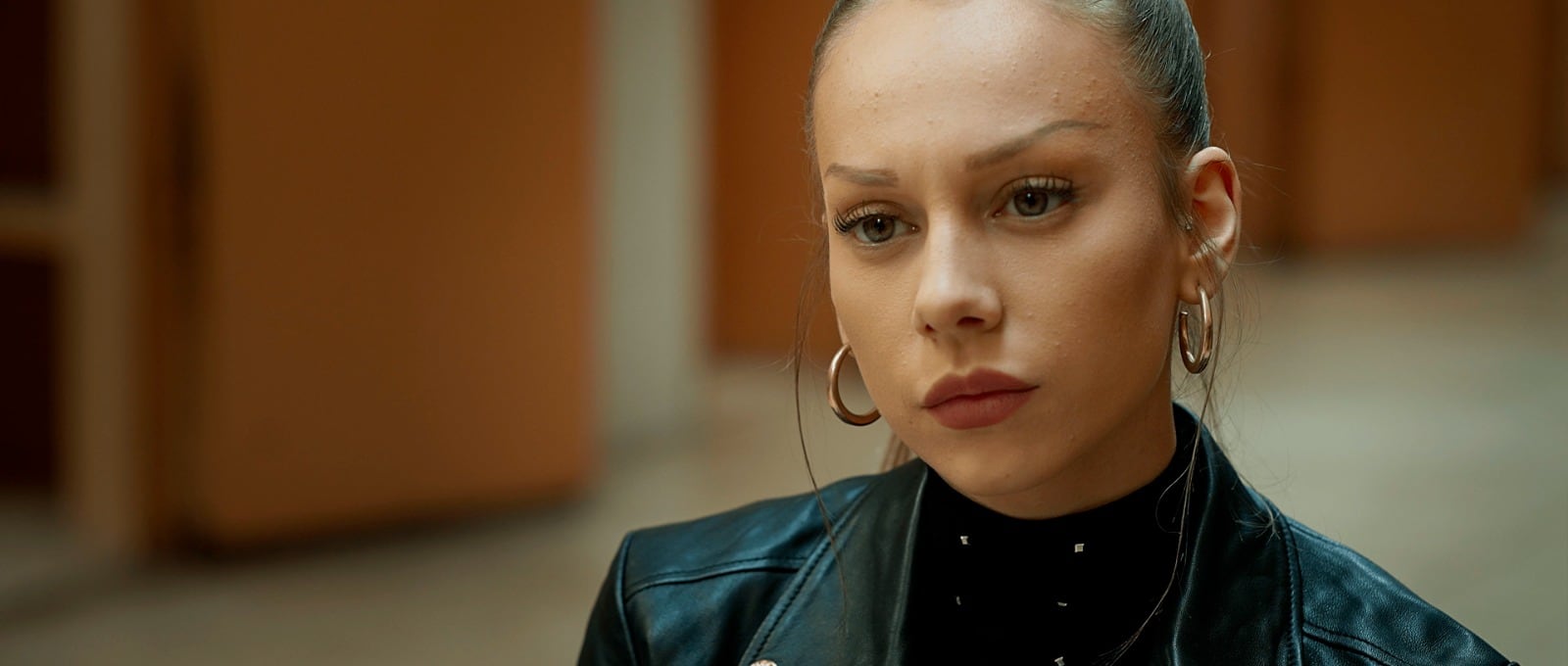 Expósito en la serie documental Peace Peace Now Now