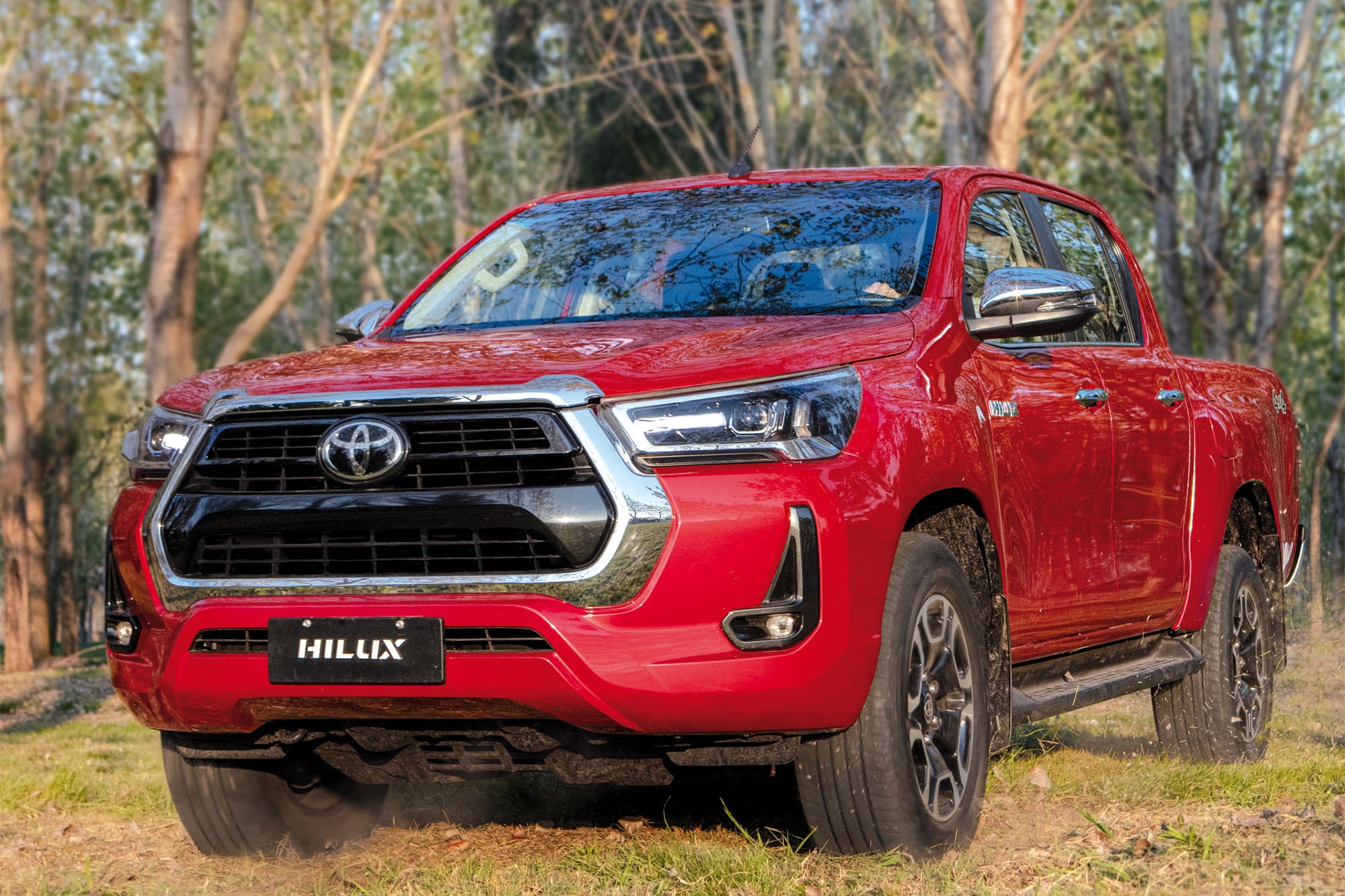 Toyota apela para la creación de sus nombres a la combinación de palabras: en el caso de la pick up,