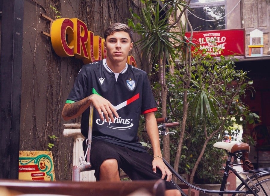 Tobías Andrada, el crack de Vélez de 19 años que juega como si tuviera 38, lo comparan con Valverde pero él elige a Pedri