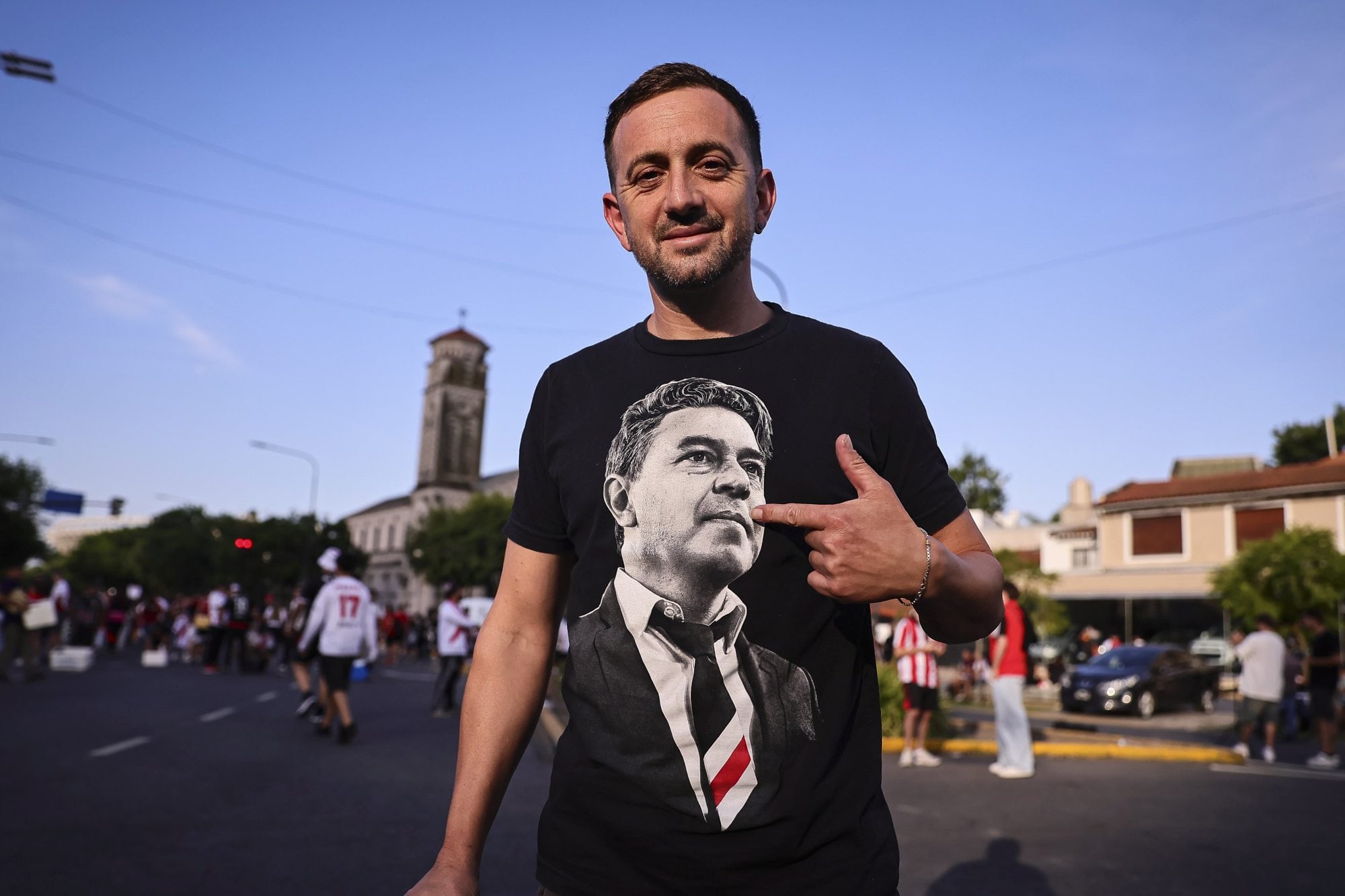 Los simpatizantes, a tono con la despedida del Muñeco