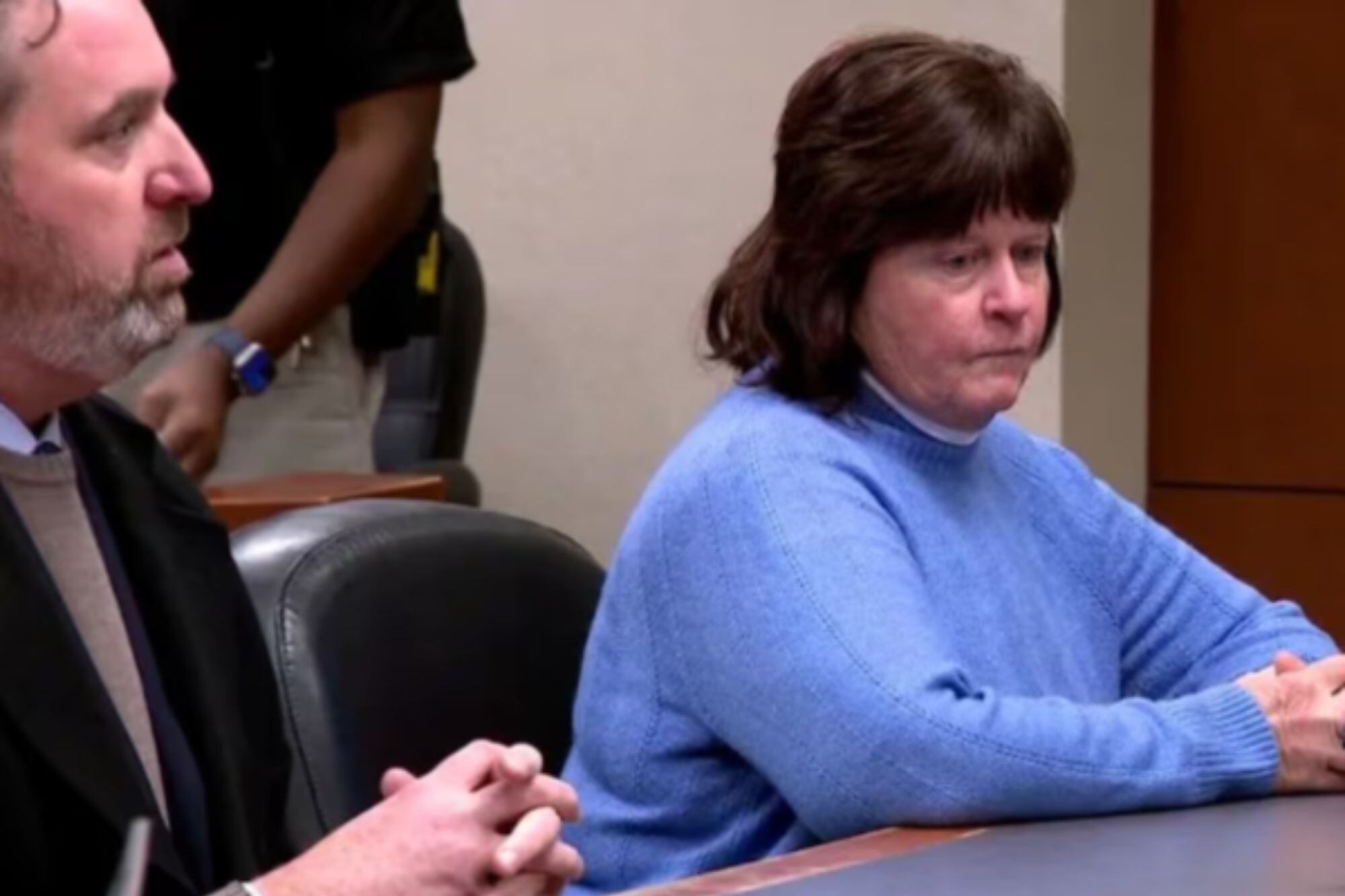 Debra tuvo que responder frente a la justicia de Estados Unidos