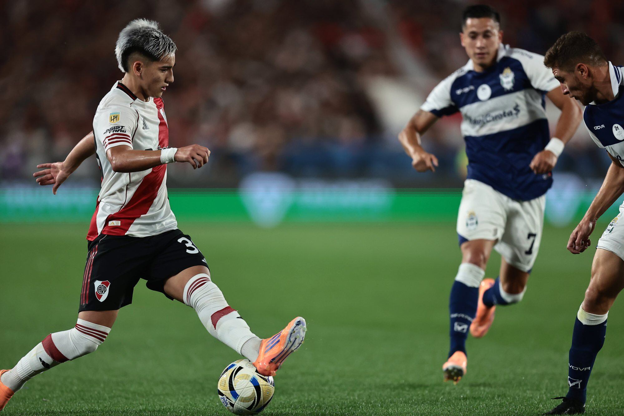 Ian Subiabre busca ganarse un lugar en River