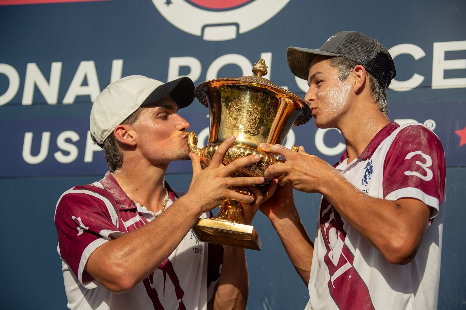 Jeta Castagnola y Lorenzo Chavanne en el festejo final