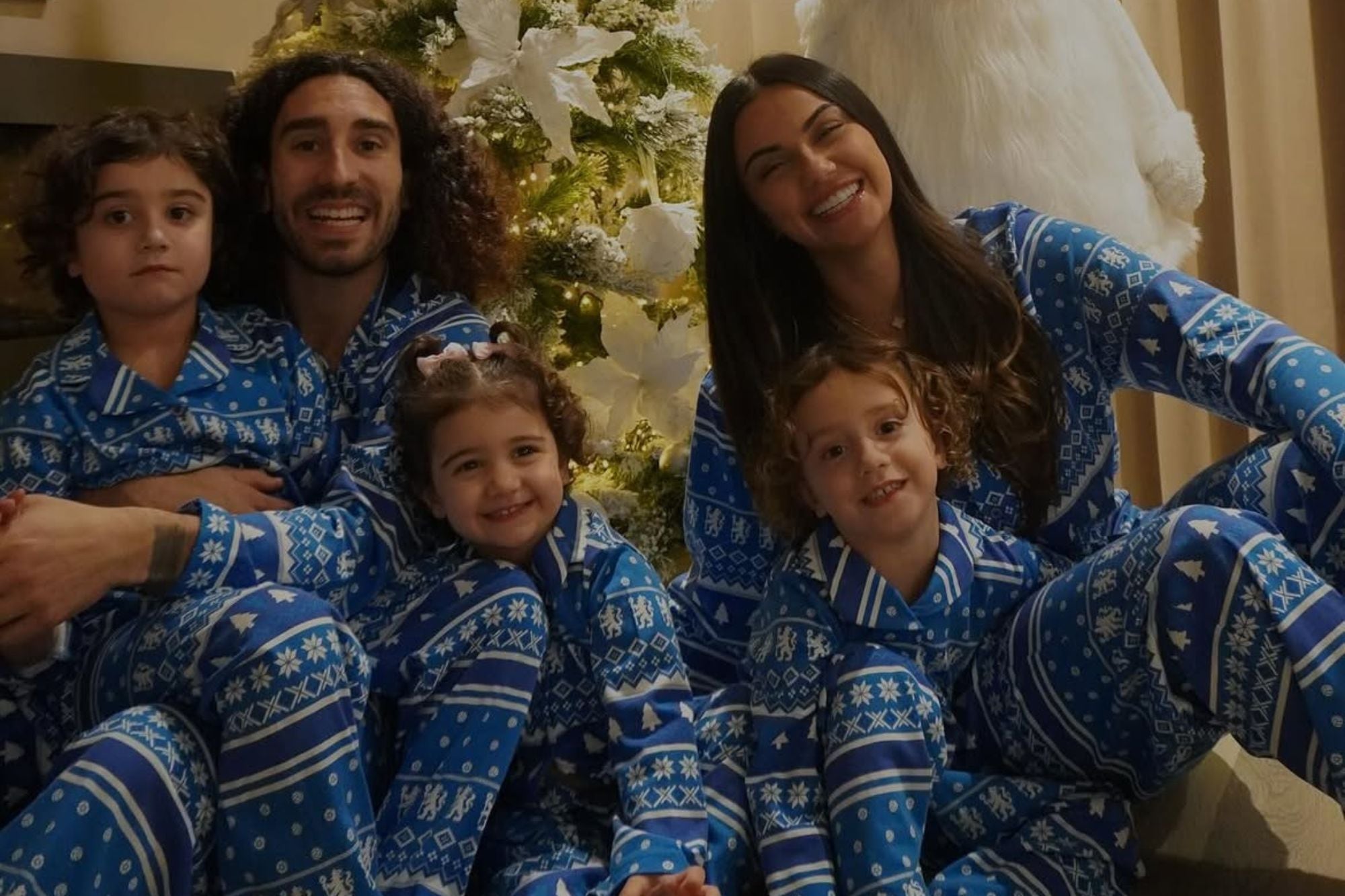 El propio Cucurella se encargó de explicar que intentan que Mateo participe pero el pequeño ni siquiera habla