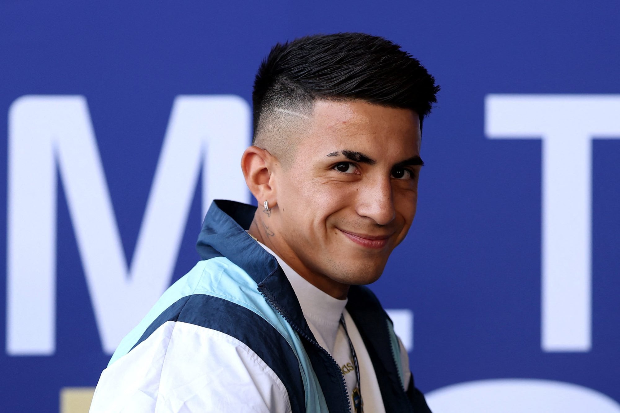 Thiago Almada jugó los últimos dos Mundiales con la selección y ahora regresará al fútbol argentino