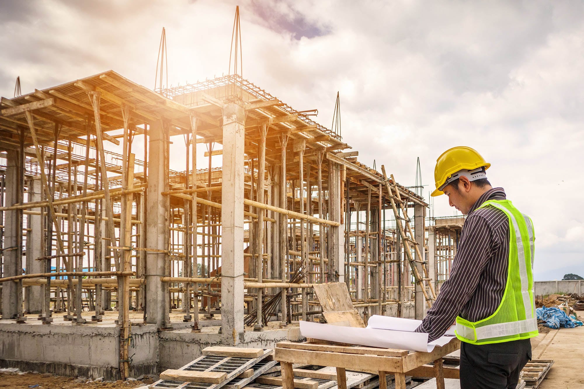 Construir se encareció cerca de un 6% en dólares en apenas un mes