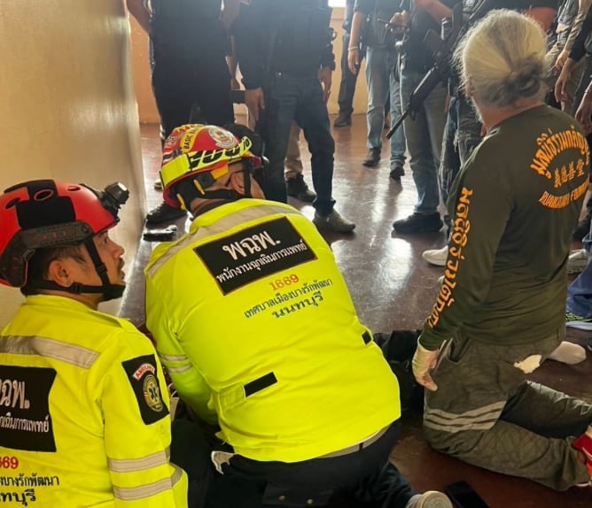 Bomberos y la policía local se hicieron presente en el lugar