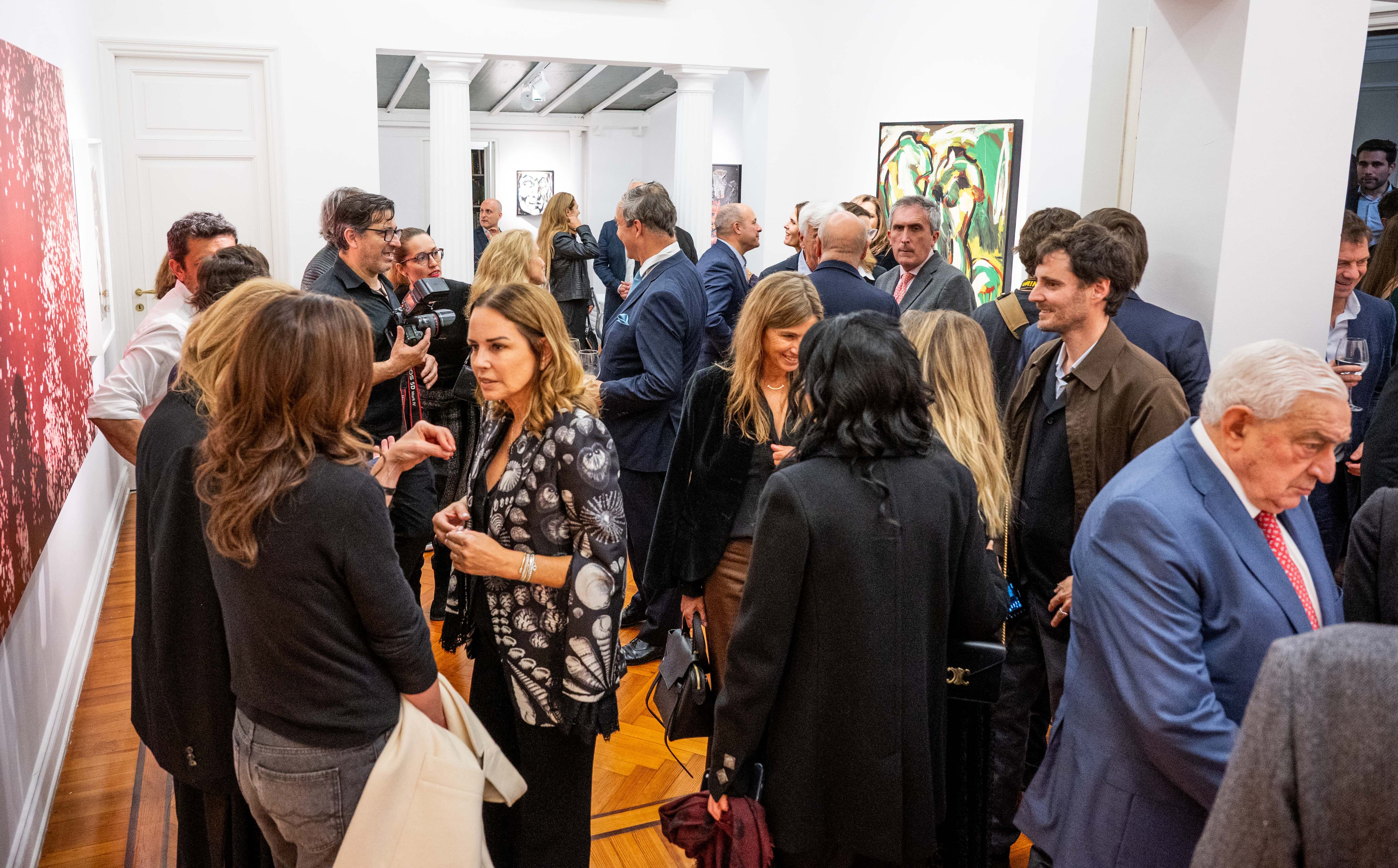 En fotos. Todos los invitados a Arte, Cultura y Diplomacia Pública en Recoleta 28 La noche de arte y diplomacia en Cosmocosa