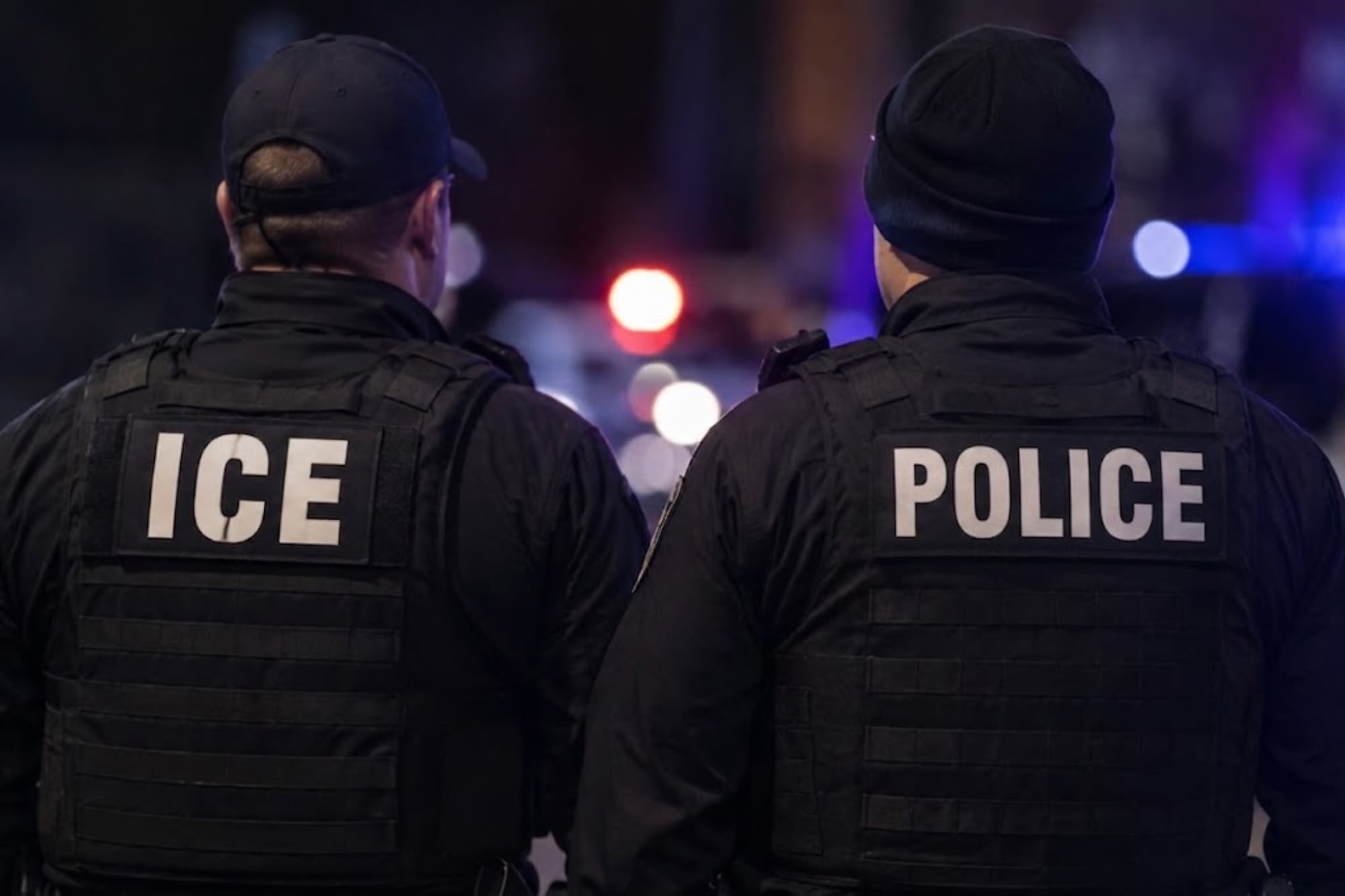 El ICE llevó a cabo un operativo nocturno esta semana en las calles de McAllen, en Texas, donde arrestó a dos hombres y una mujer