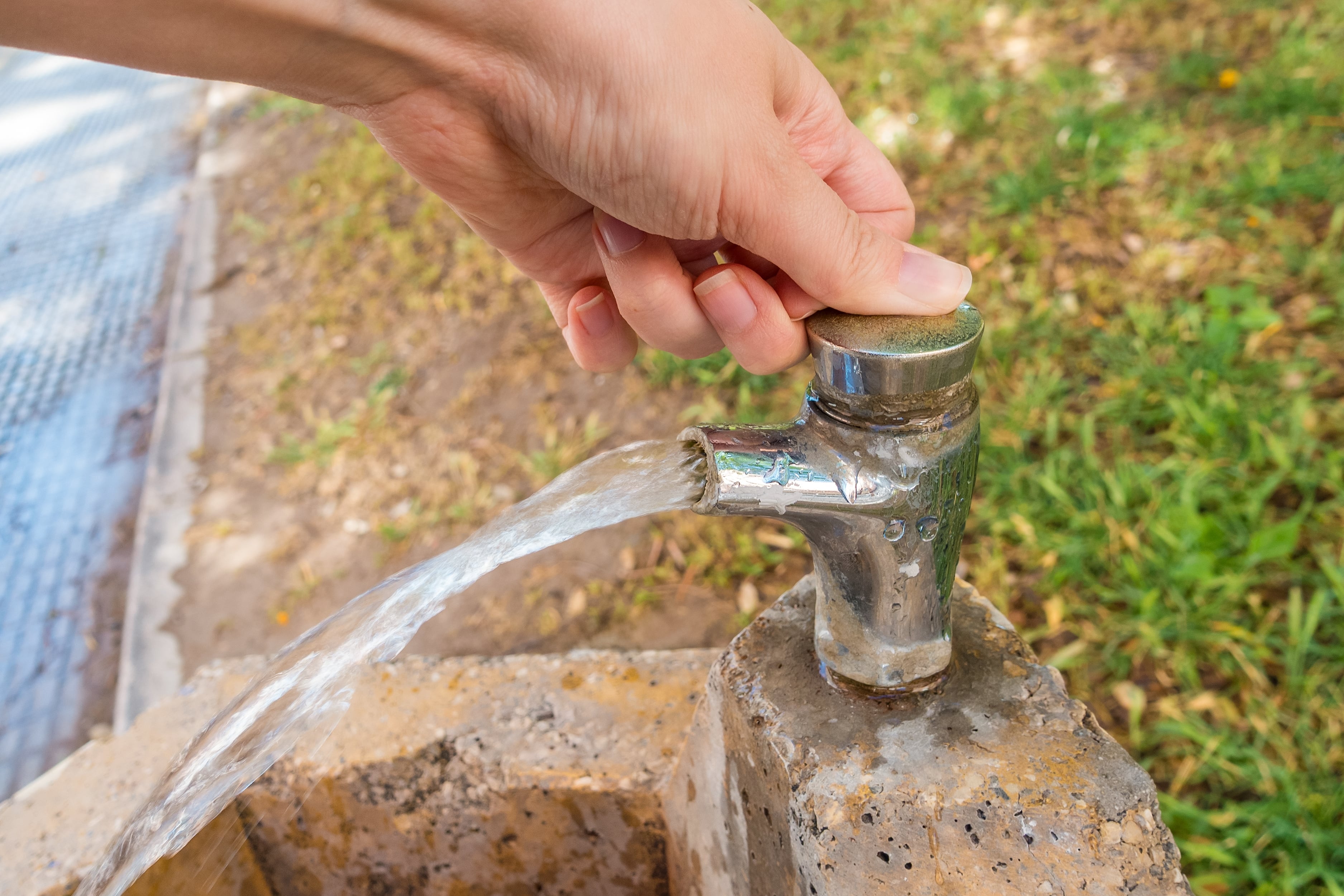 El acceso al agua potable es un problema para más de 2000 millones de personas