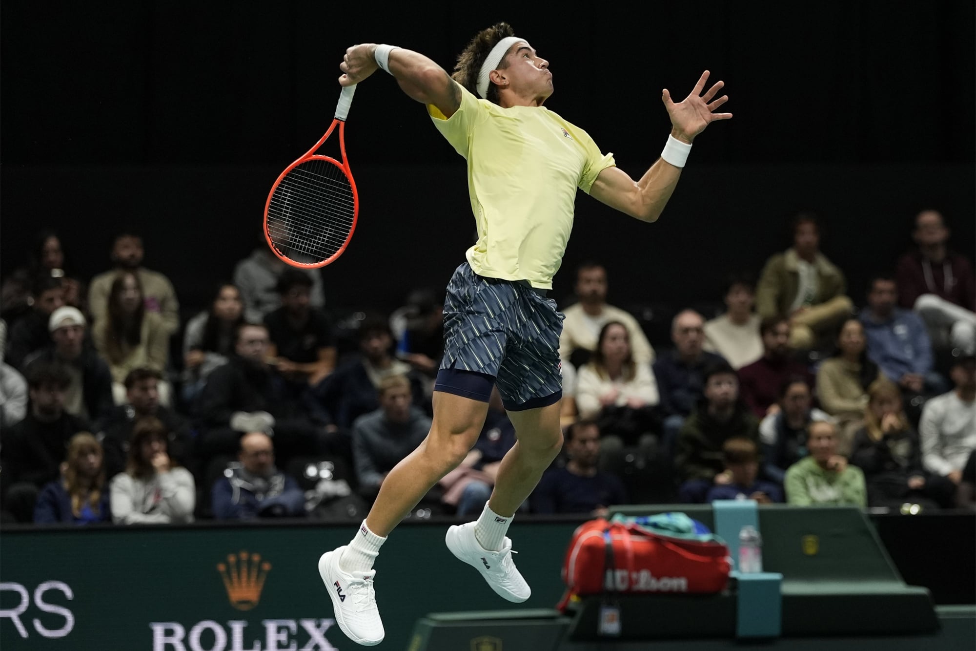 Carabelli ganó el duelo de argentinos y chocará con Zverev en el Masters 1000 de Paris 6 Comesaña en acción, durante el Masters 1000 de Paris (https://x.com/fran_comesana)