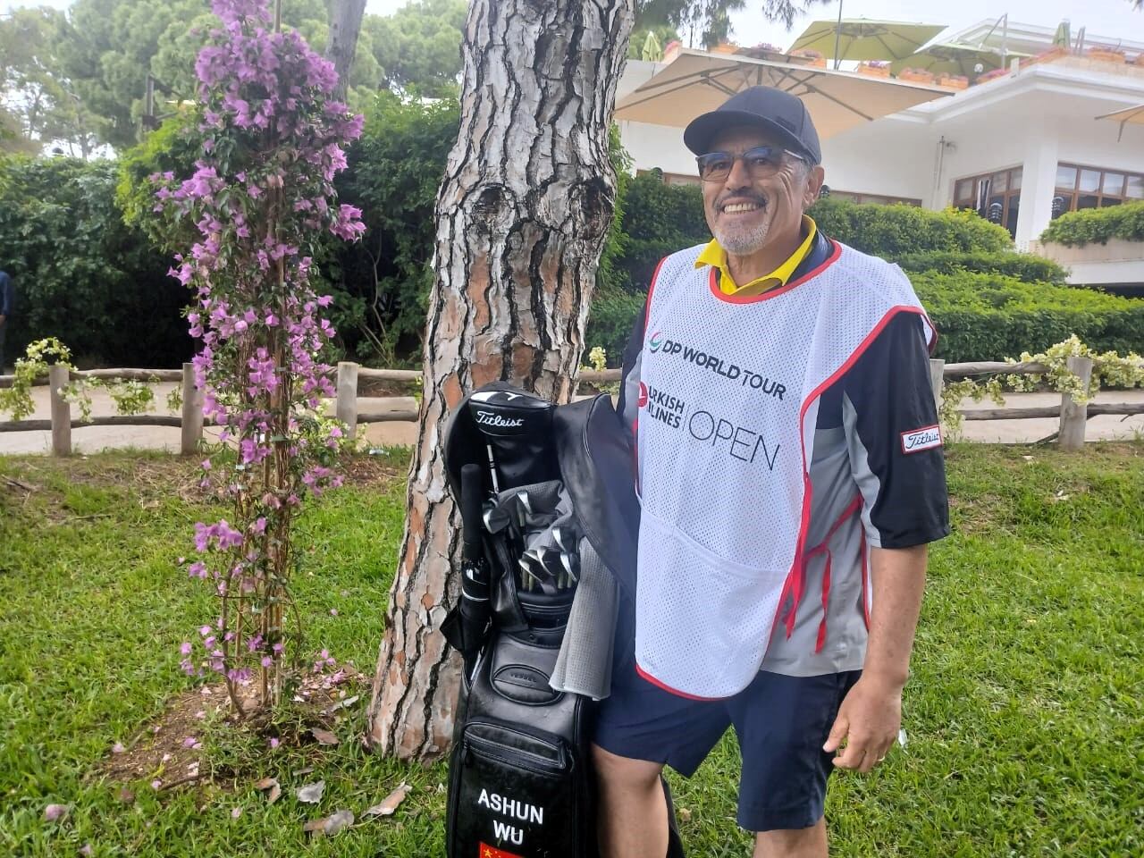 Jorge Gamarra: el patriarca de los caddies argentinos que lleva 38 años en Europa y estuvo con el Cabrera más “salvaje”