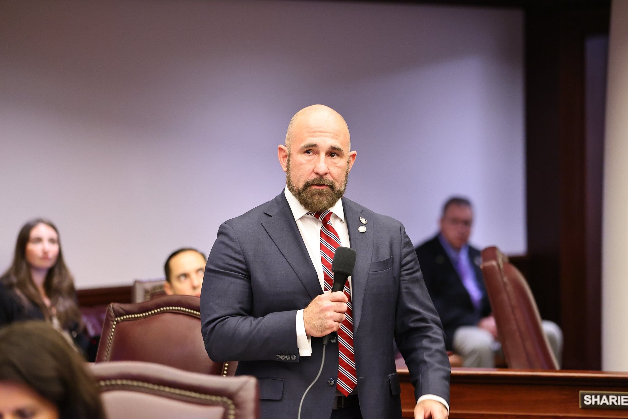 Jay Collins arremetió contra Byron Donalds en plena campaña electoral hacia la gobernación de Florida