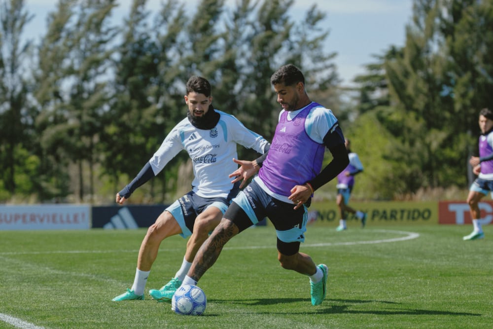 En el cuerpo técnico destacan la personalidad del cordobés y la intensidad con la que vive las prácticas, como si fueran partidos