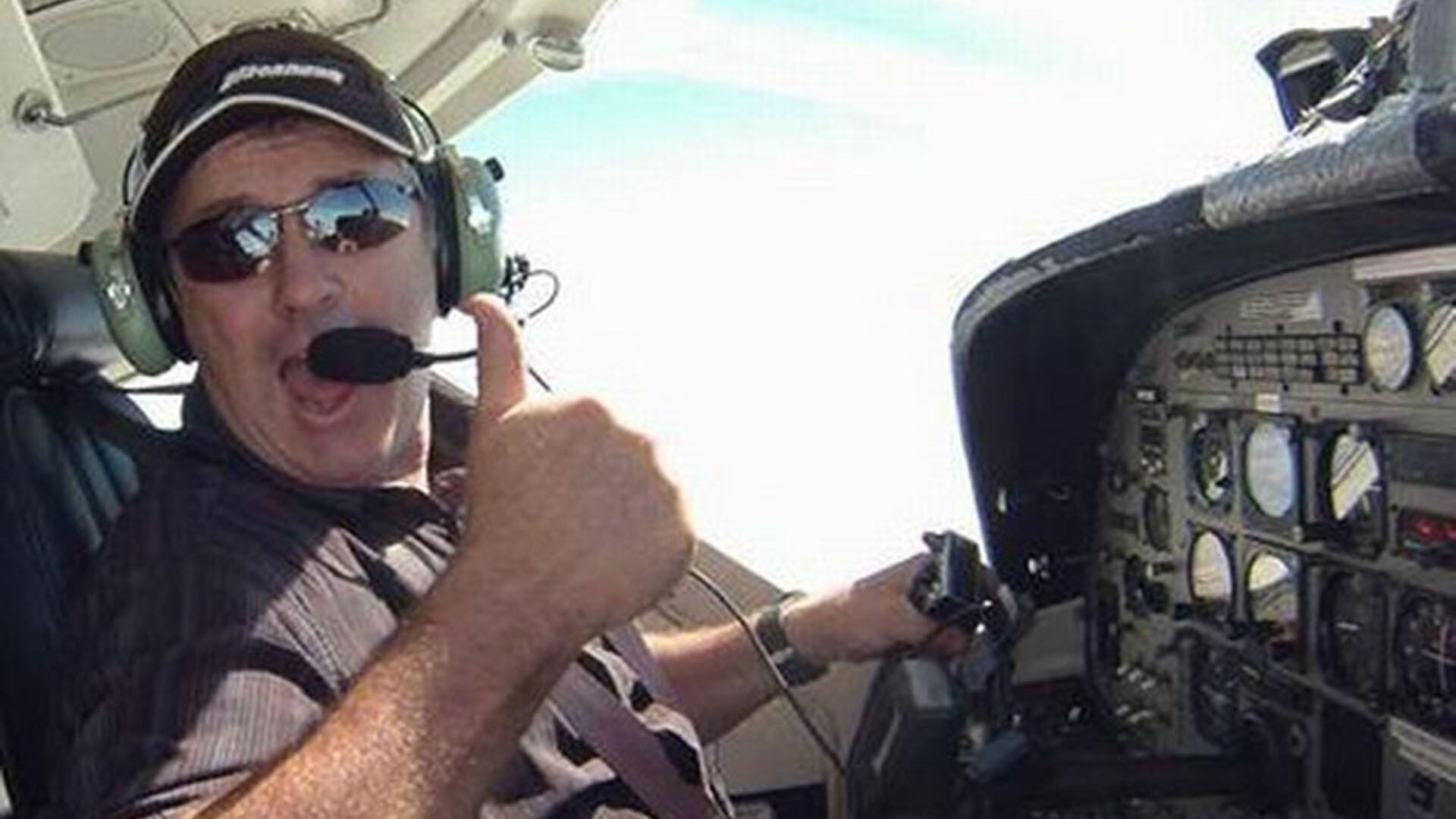 David Ibbotson, piloto del avión, no tenía el permiso para sobrevolar la avioneta que finalmente se estrellaría en el Canal de la Mancha