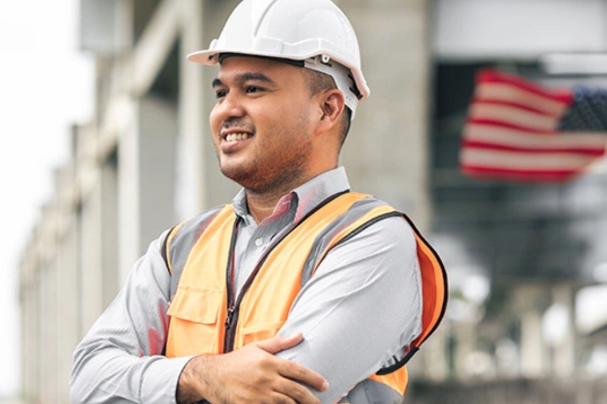 El chatbot de inteligencia artificial de OpenAI recomendó el mejor distrito del Estado de la Estrella Solitaria para que los migrantes latinos encuentren empleo (Freepik)