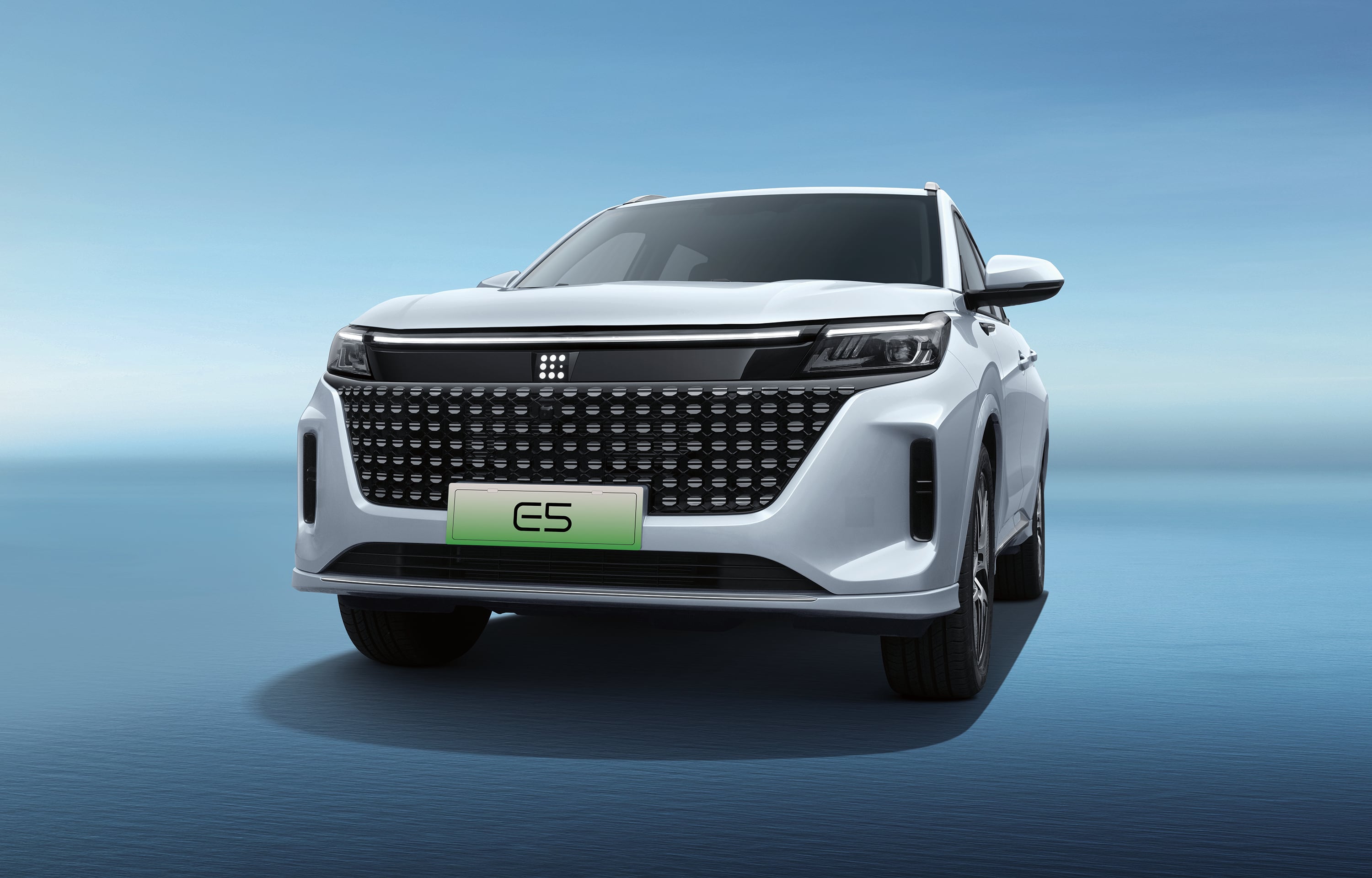 Llegó un nuevo SUV chino a la Argentina con foco en familias numerosas y bajo consumo