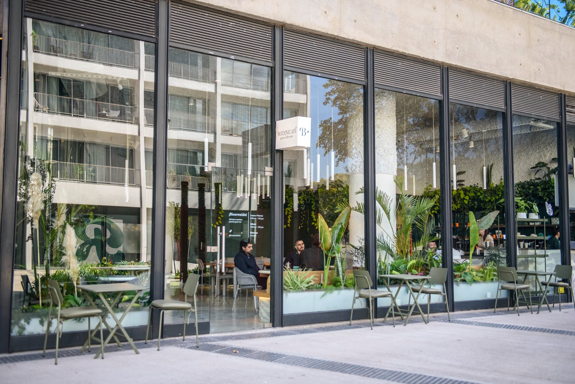 En Retiro, Botanicafé propone una pausa verde en medio de la ciudad