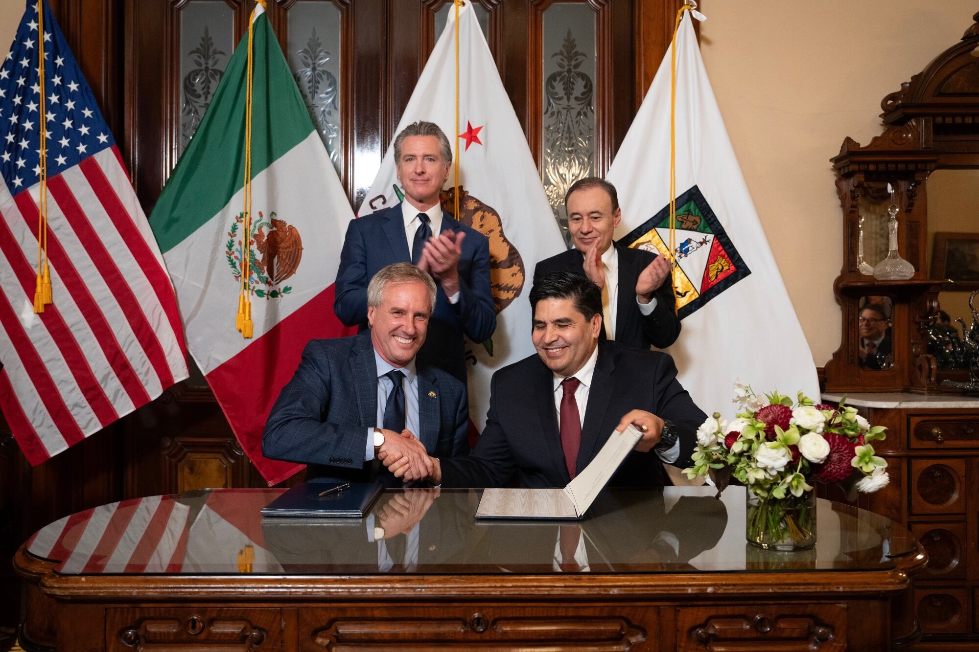 El acuerdo entre Gavin Newsom y Alfonso Durazo Montaño