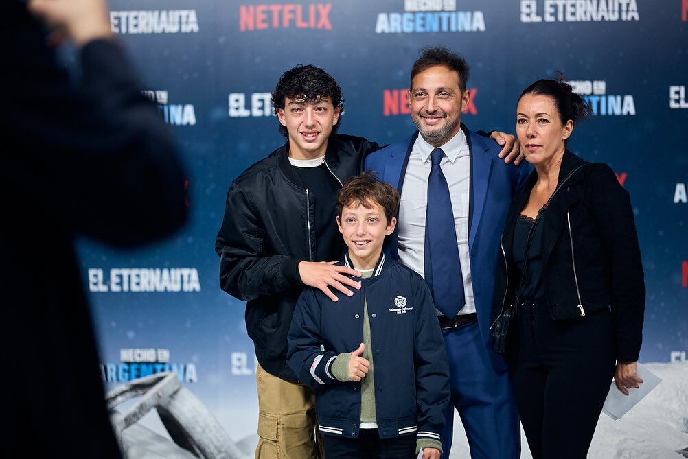 Staltari junto a su esposa desde hace 18 años, Gabriela, y sus dos hijos: Valentino, de 14 años y Vito, de 11