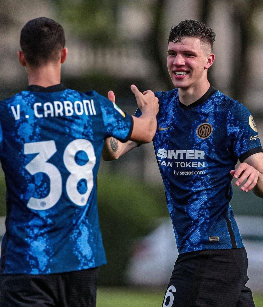 Valentín y Franco Carboni juntos en Inter Primavera, un equipo juvenil del nerazzurro