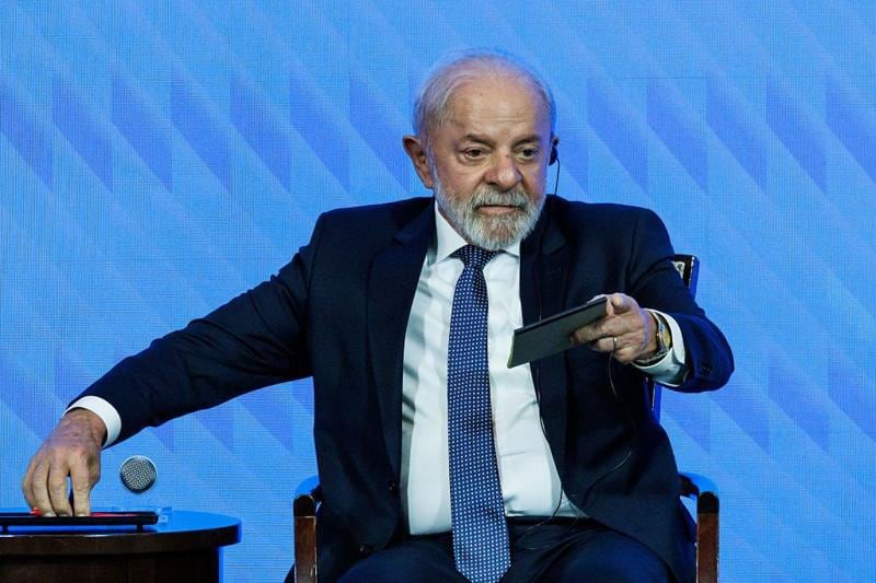 El presidente de Brasil, Lula da Silva, señaló que la semana laboral debe incluir dos días de descanso