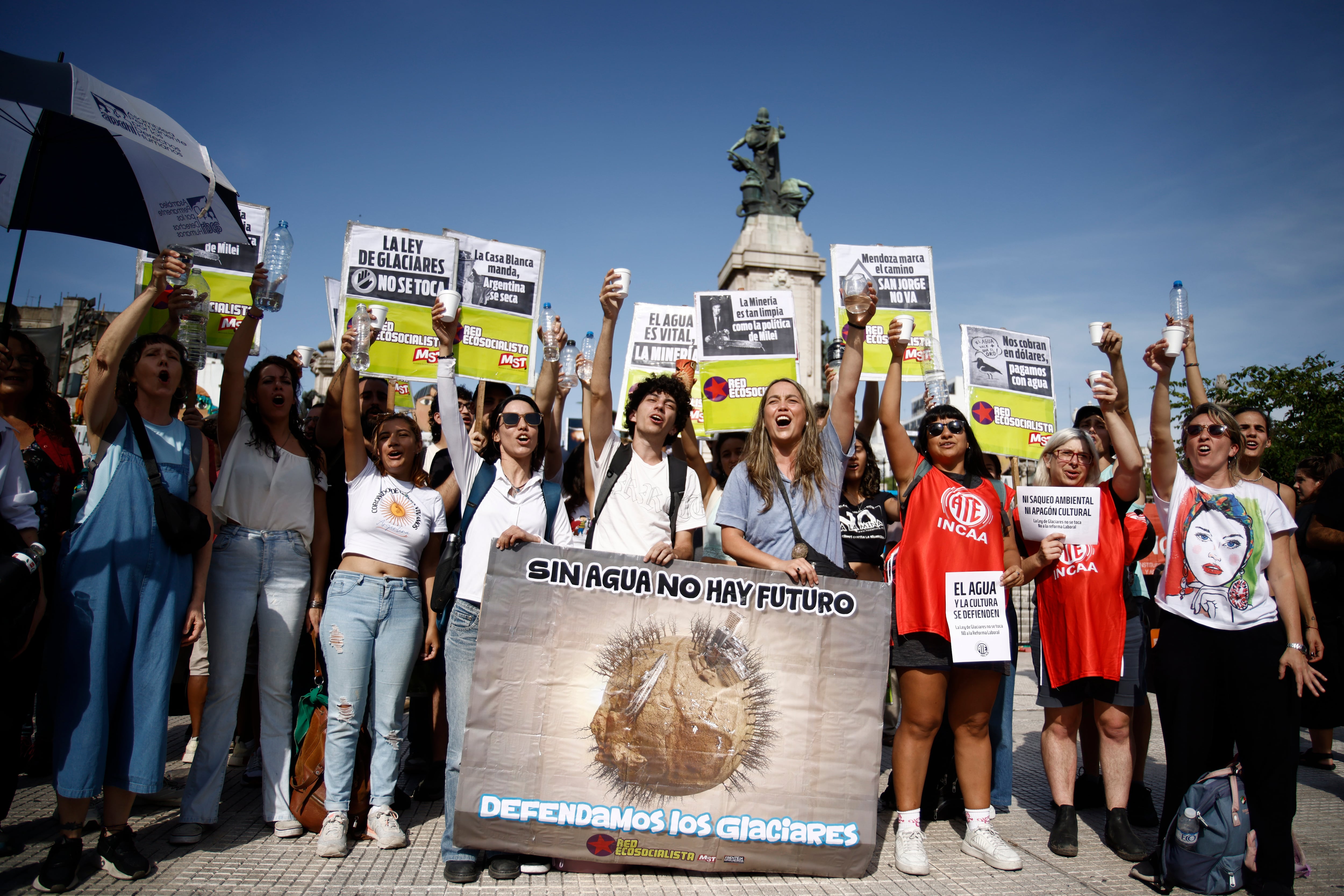 La oposición reclama ampliar las audiencias públicas por la reforma de la ley de Glaciares