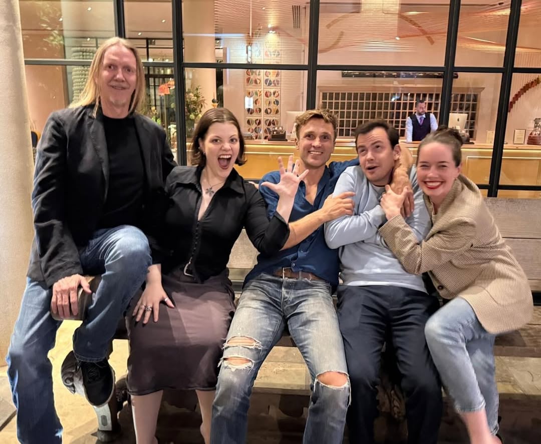 Mientras William Moseley, Anna Popplewell y Georgie Henley continuaron con sus carreras actorales, Skandar Keynes construyó una carrera en la política (Foto: Instagram @georgiehenley)
