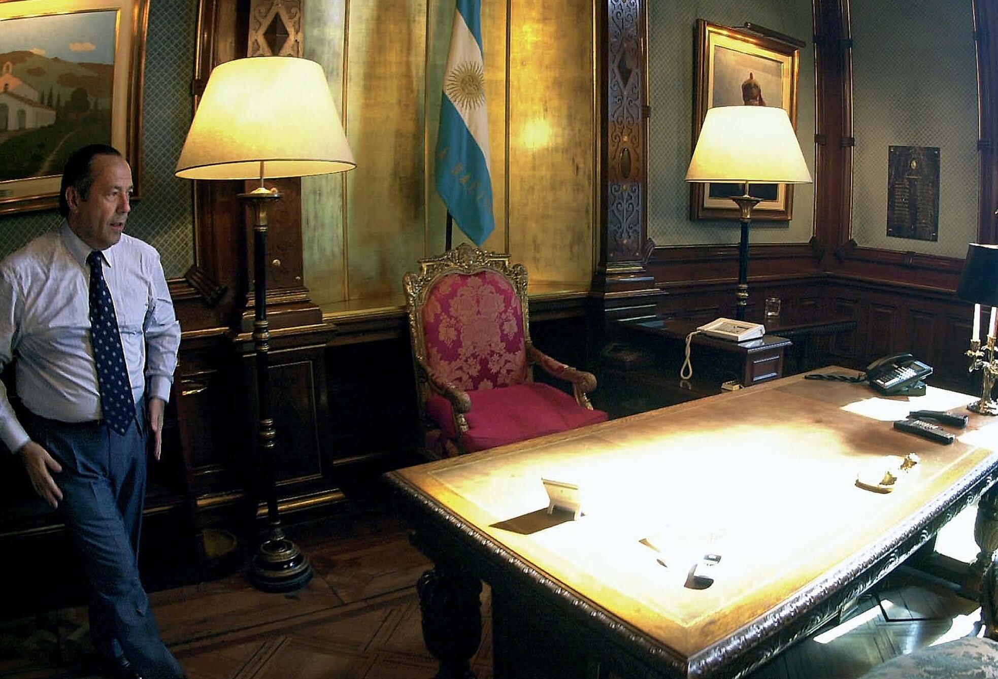 Adolfo Rodríguez Saá y el mismo vaso olvidado