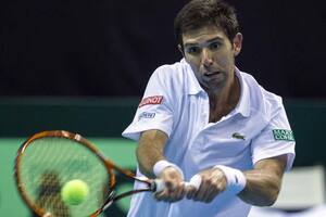 Federico Delbonis luchó en el quinto punto pero no le alcanzó, y Bélgica jugará