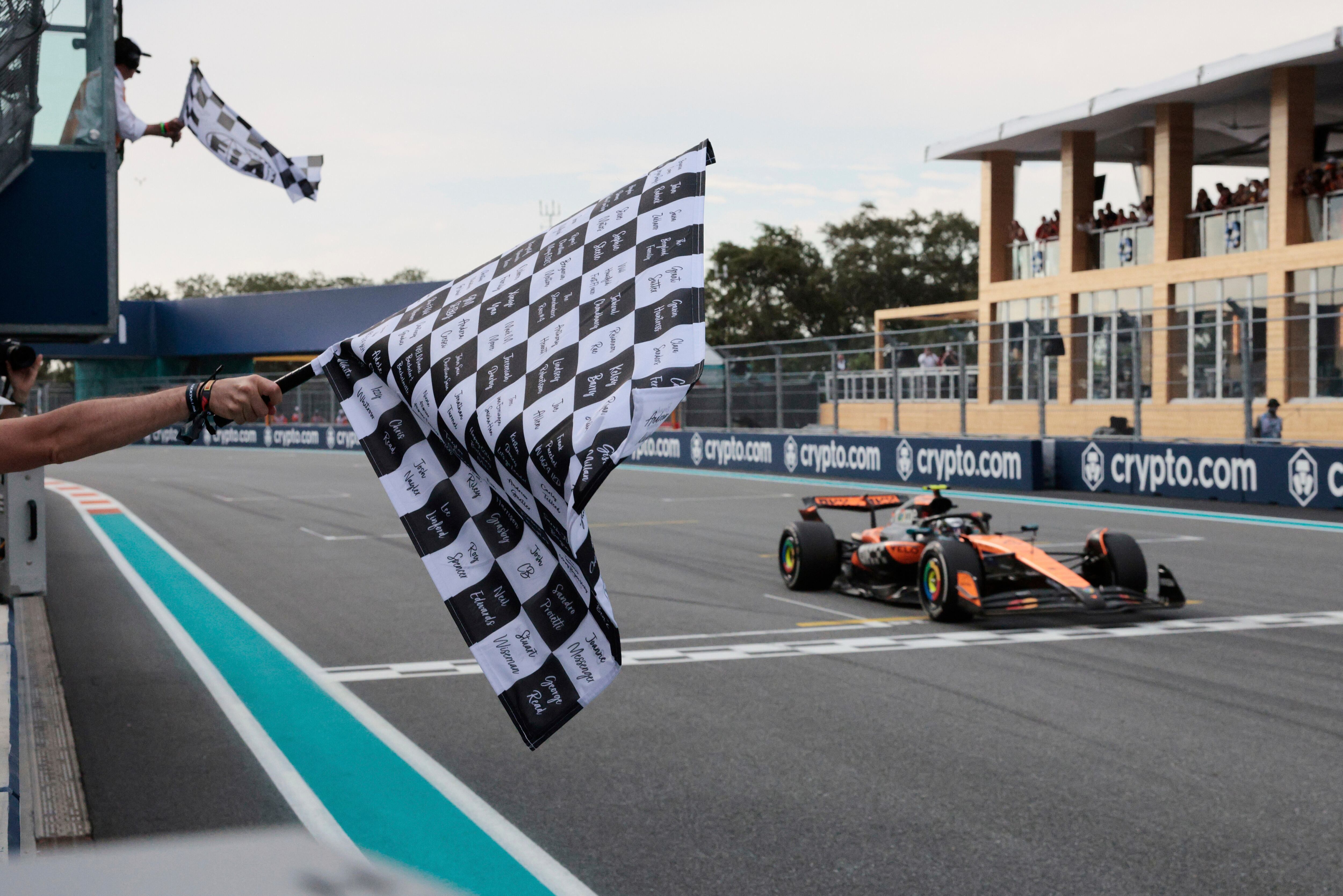 Con la victoria de Oscar Piastri, McLaren igualó a Red Bull Racing con dos victorias en el Gran Premio de Miami; el año pasado, el éxito lo firmó Lando Norris