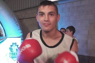 Estuvo tres veces preso y lucha por llegar a ser boxeador profesional