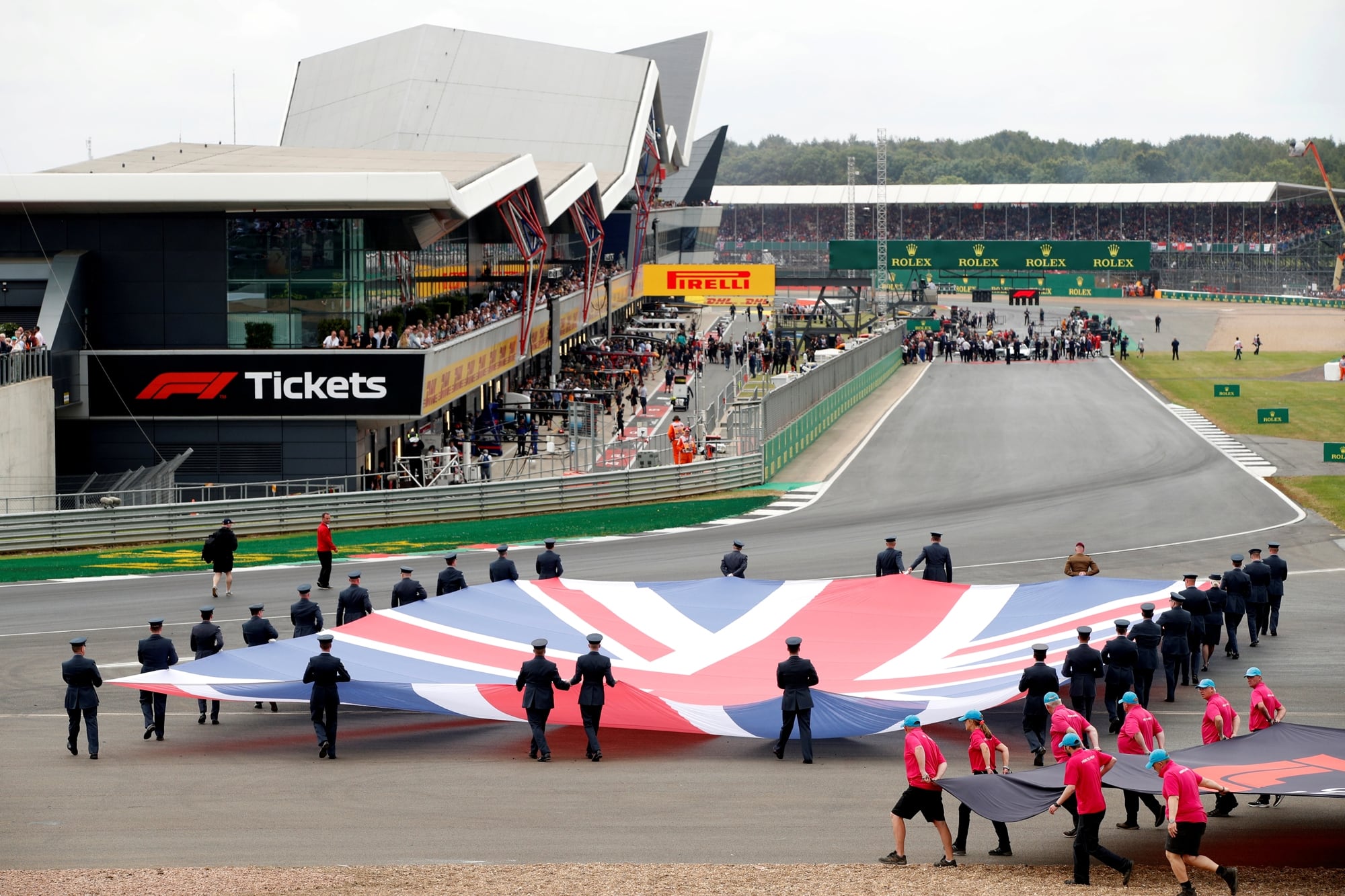 Silverstone y sus 5892 metros y 18 curvas se presenta como una realidad casi desconocida para todos los pilotos y los equipos