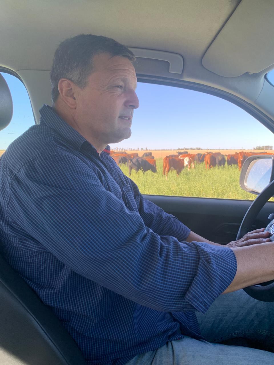 Cuenca tiene 50 años y se dedica a la ganadería