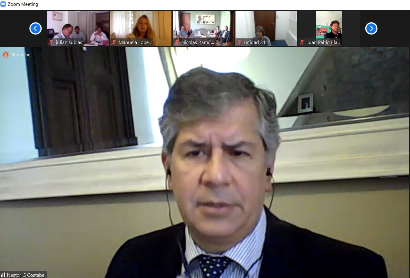 El juez Néstor Costabel, del Tribunal Oral Federal N°4, durante un juicio por Zoom