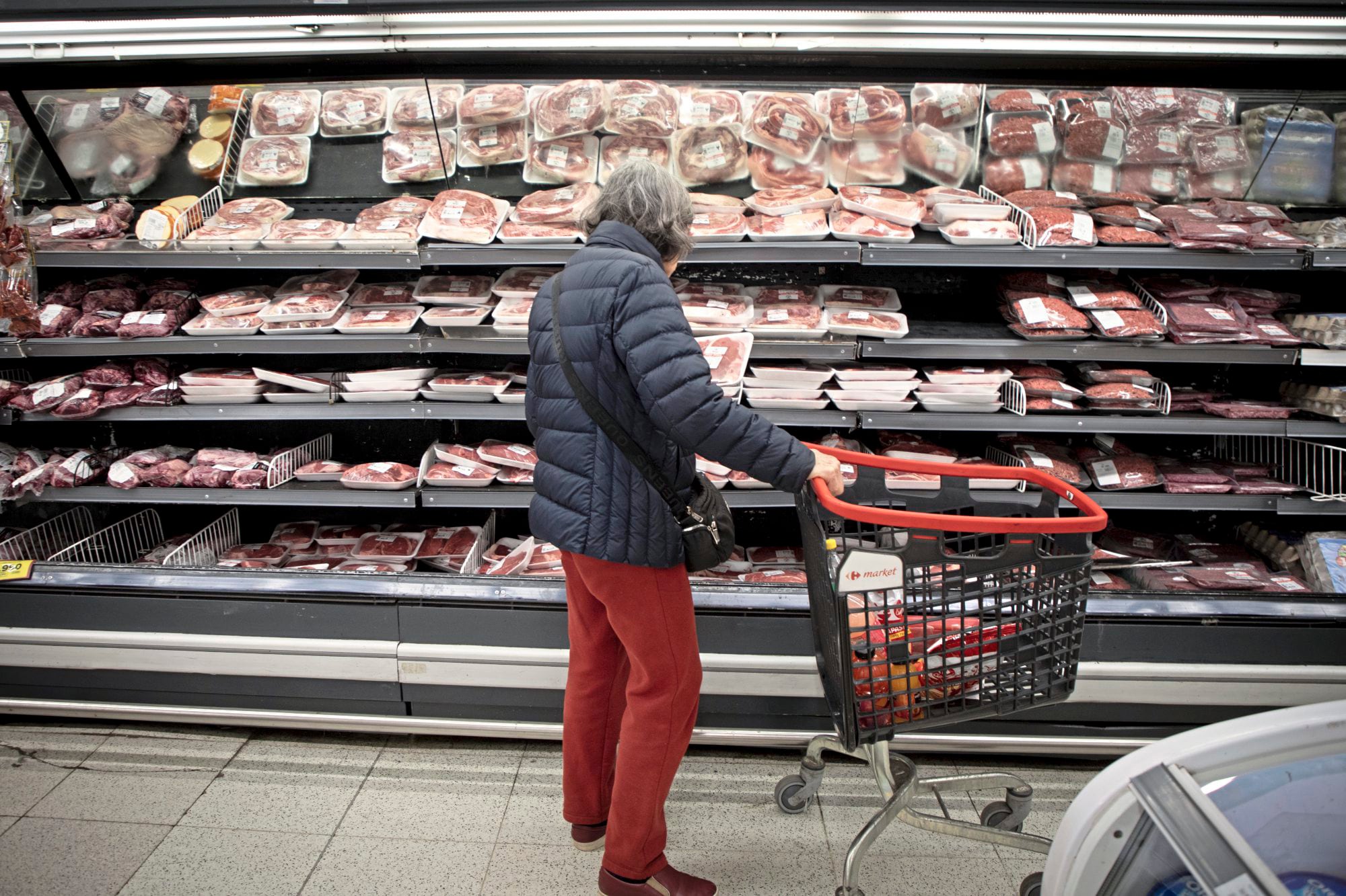 Se flexibilizó el ingreso de carne con hueso a la región desde el norte de la Patagonia