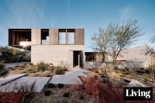 Entre hormigón, arte y naturaleza, así es la casa en el desierto que borra los límites entre la arquitectura y el paisaje