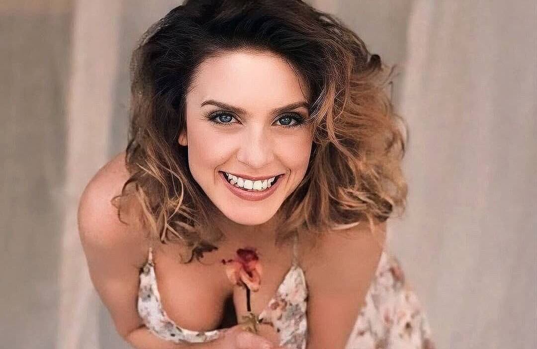 Dana Plato murió de una sobredosis y se determinó que fue un suicidio debido a su historia de adicciones