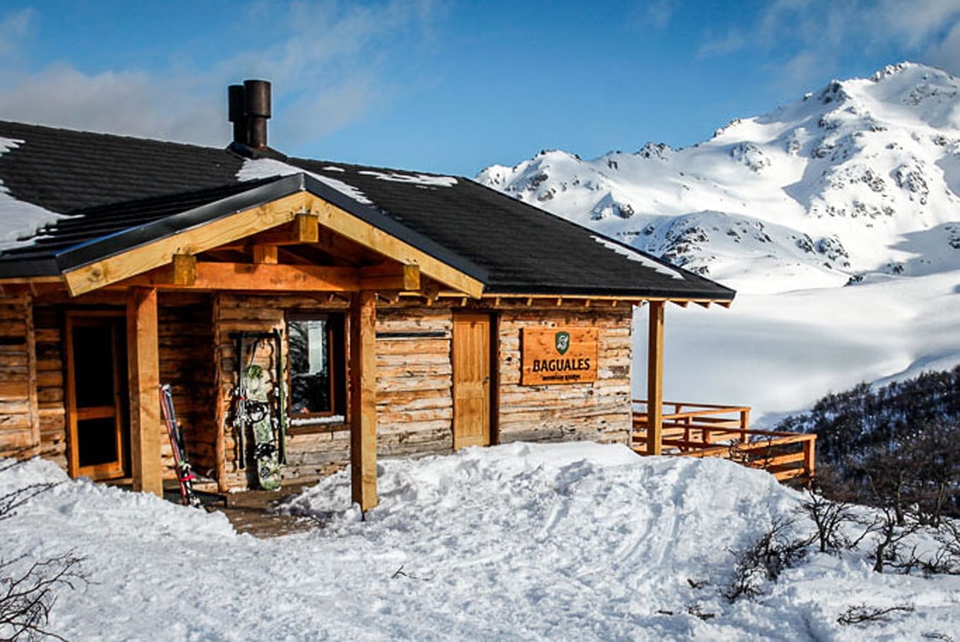 El refugio tiene cuatro habitaciones privadas y un big room en el que se pueden alojar hasta 10 personas