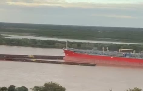 Dos embarcaciones protagonizaron un fuerte choque en el Río Paraná